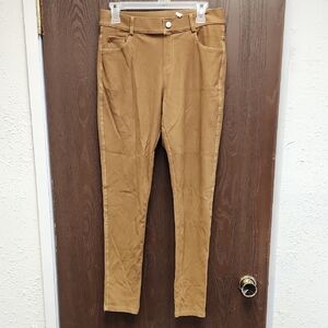 Women's Skinny Pants in Tan